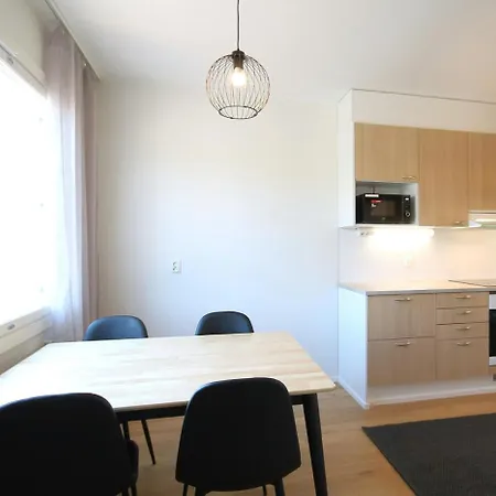 Spacious For 6 Apartamento Kouvola