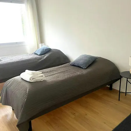Spacious For 6 * Kouvola
